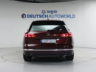 VOLKSWAGEN TOUAREG 2023
