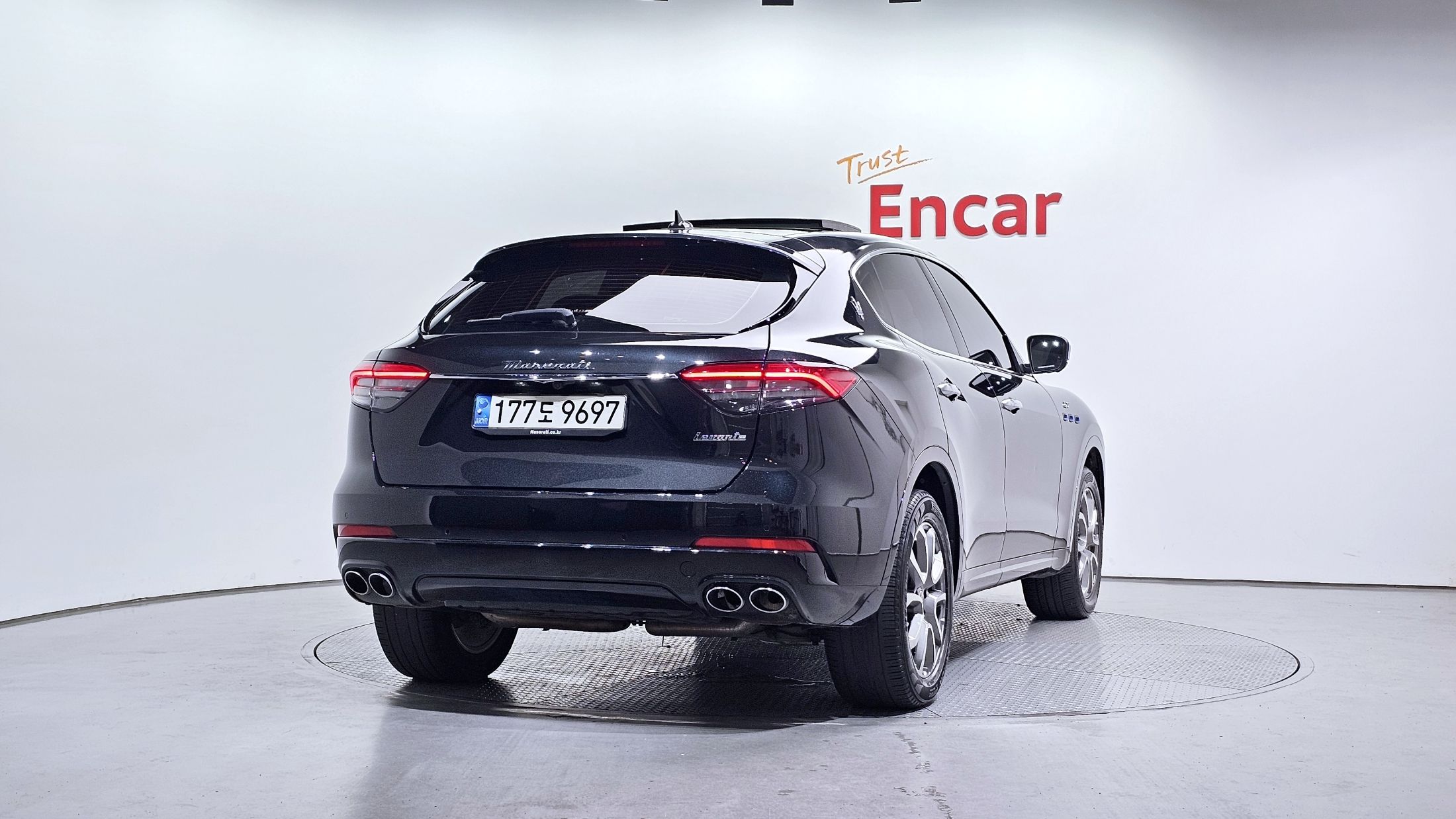 MASERATI LEVANTE 2022