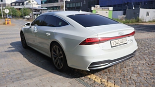 AUDI A7 4K 2020