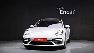 PORSCHE PANAMERA 971 2021