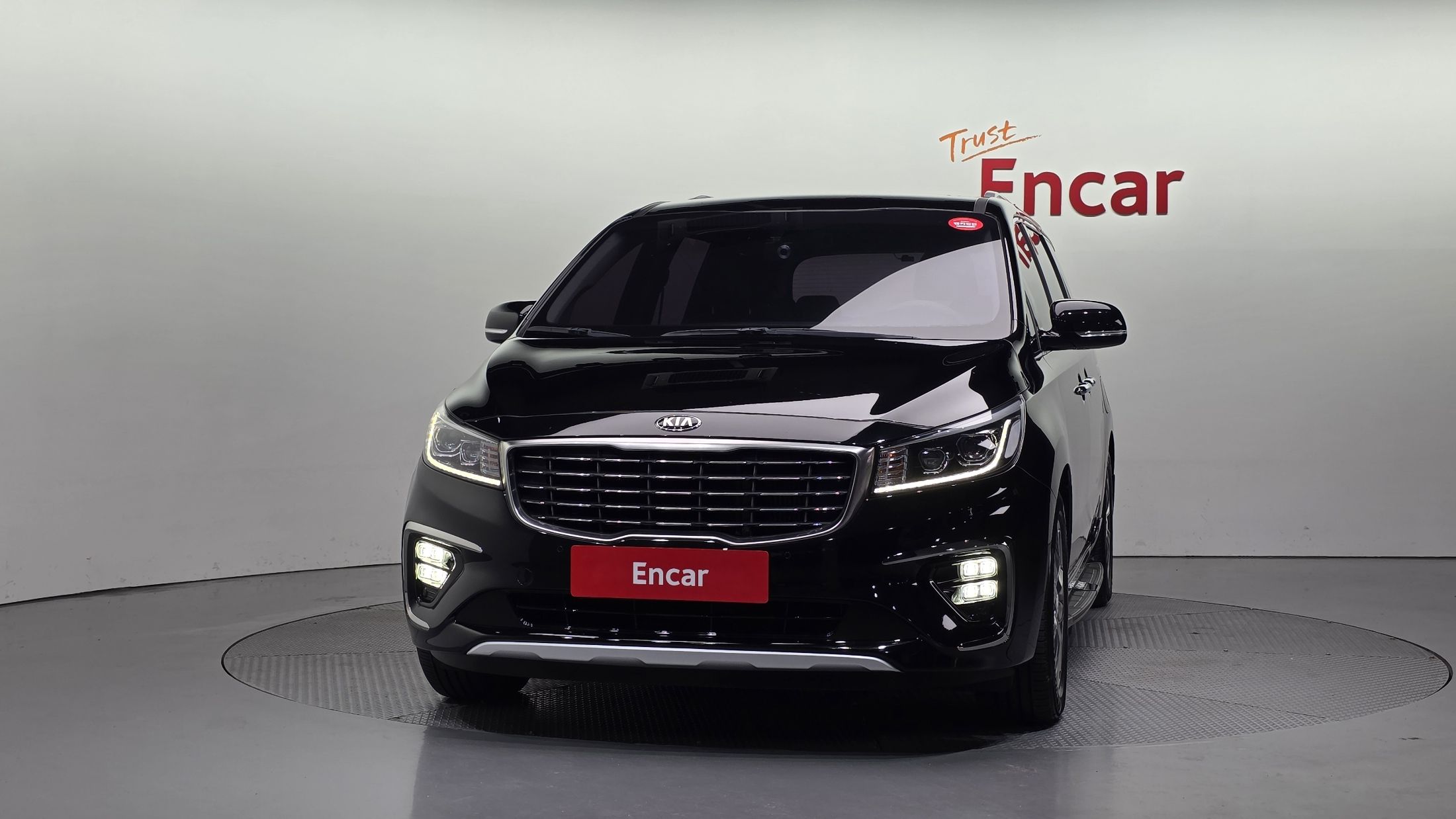 KIA CARNIVAL 2018