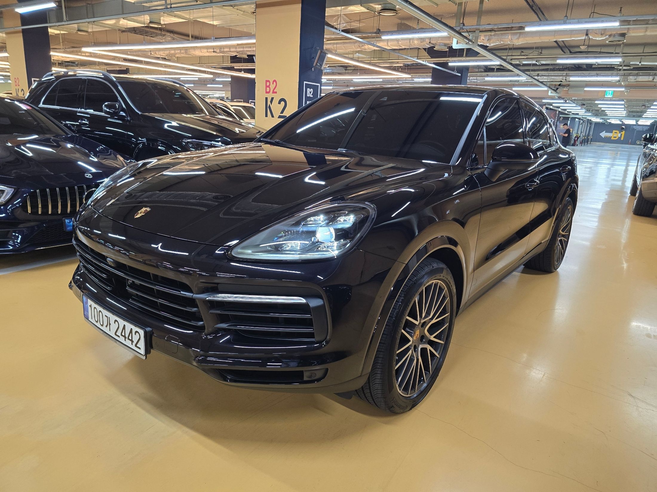 PORSCHE CAYENNE PO536 2022