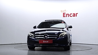 MERCEDES BENZ E-CLASS W213 2017