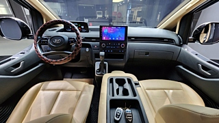 HYUNDAI STARIA 2021