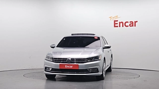 VOLKSWAGEN PASSAT 2018