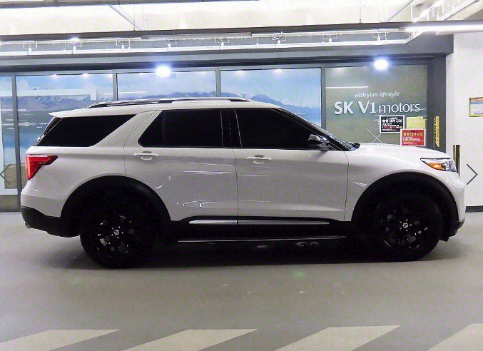 FORD EXPLORER 2023