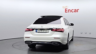 MERCEDES BENZ E-CLASS W213 2021