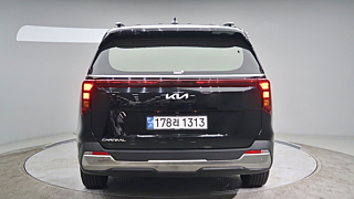 KIA CARNIVAL 2024