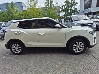 SSANGYONG TIVOLI VERY NEW 2020