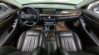 GENESIS EQ900 2016
