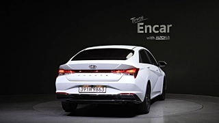 HYUNDAI AVANTE HYBRID CN7 2022