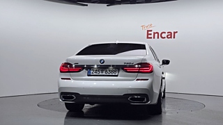 BMW 7-SERIES G11 2017