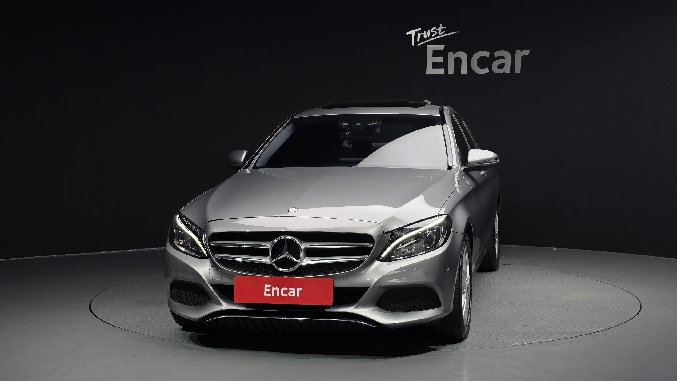 MERCEDES BENZ C-CLASS W205 2016