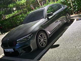 BMW 5-SERIES G30 2017