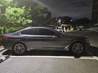 BMW 5-SERIES G30 2017