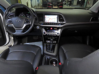 HYUNDAI AVANTE AD 2016