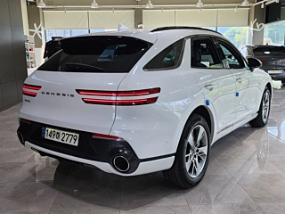 GENESIS GV70 2021