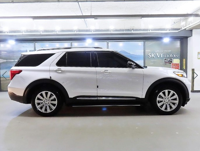 FORD EXPLORER 2021