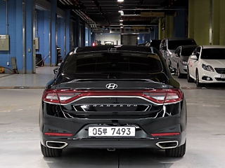 HYUNDAI GRANDEUR IG 2017
