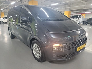 HYUNDAI STARIA 2023