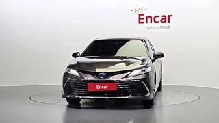 TOYOTA CAMRY XV70 2023