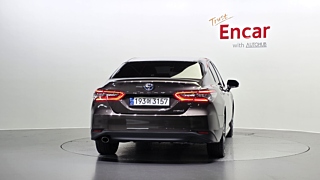 TOYOTA CAMRY XV70 2023