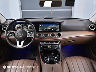 MERCEDES BENZ E-CLASS W213 2019