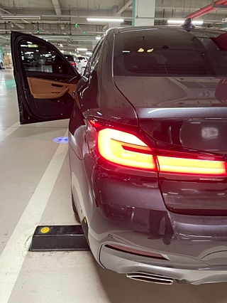 BMW 5-SERIES G30 2020