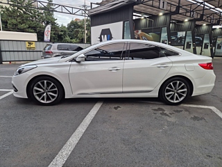 HYUNDAI GRANDEUR HG 2014
