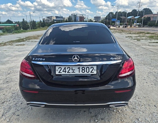 MERCEDES BENZ E-CLASS W213 2019