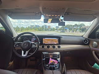 MERCEDES BENZ E-CLASS W213 2019