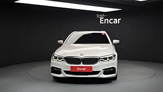 BMW 5-SERIES G30 2018