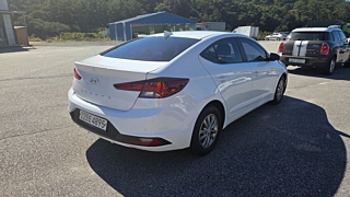 HYUNDAI AVANTE AD 2018