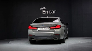 BMW 5-SERIES G30 2020