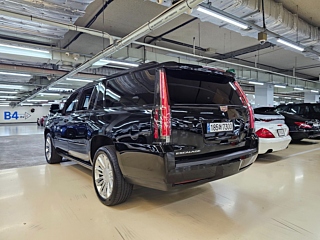CADILLAC ESCALADE 2019