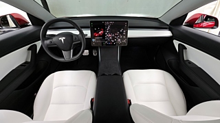 TESLA MODEL 3 2020