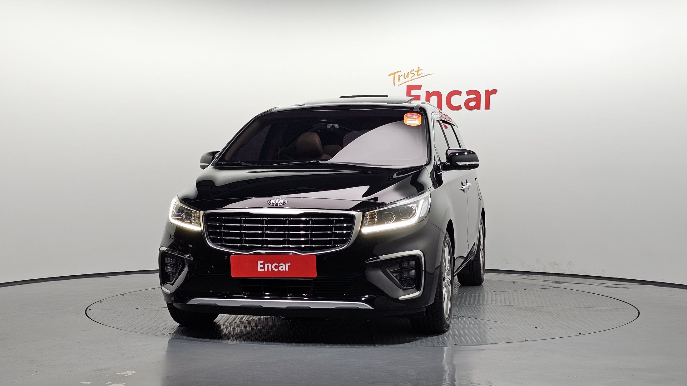 KIA CARNIVAL 2018