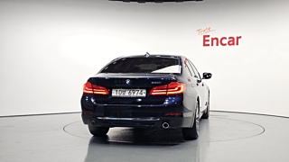 BMW 5-SERIES G30 2018