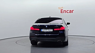 BMW 5-SERIES G30 2021