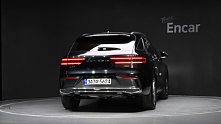 GENESIS GV70 2024