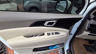 KIA CARNIVAL 2024