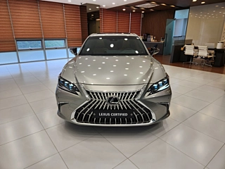 Заказать LEXUS ES300H