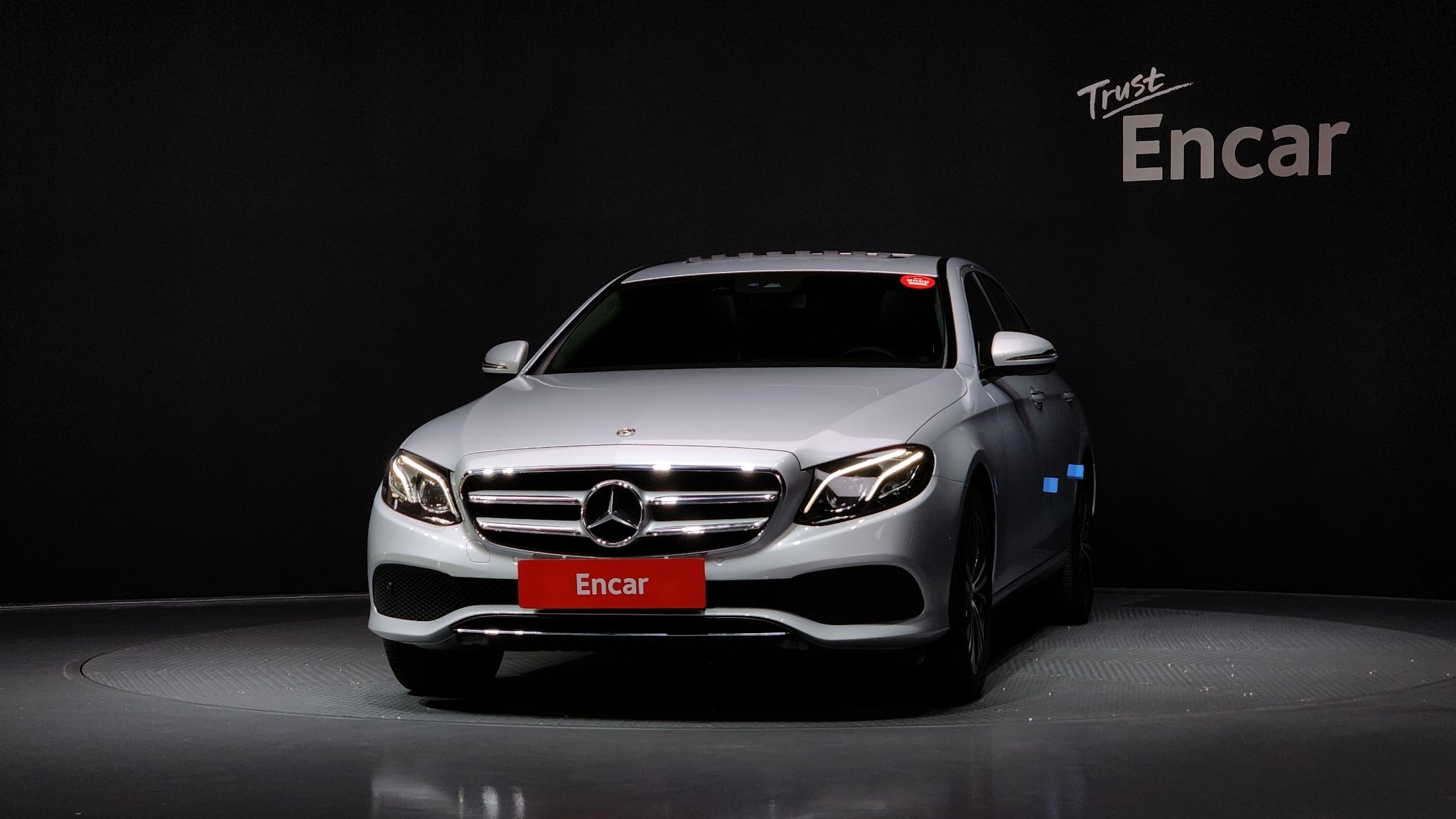 MERCEDES BENZ E-CLASS W213 2020