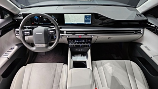 HYUNDAI GRANDEUR HYBRID GN7 2023
