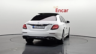 MERCEDES BENZ E-CLASS W213 2019