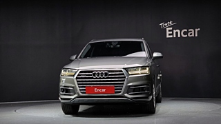 AUDI Q7 4M 2016