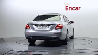 MERCEDES BENZ E-CLASS W213 2017