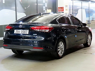 KIA K3 2016