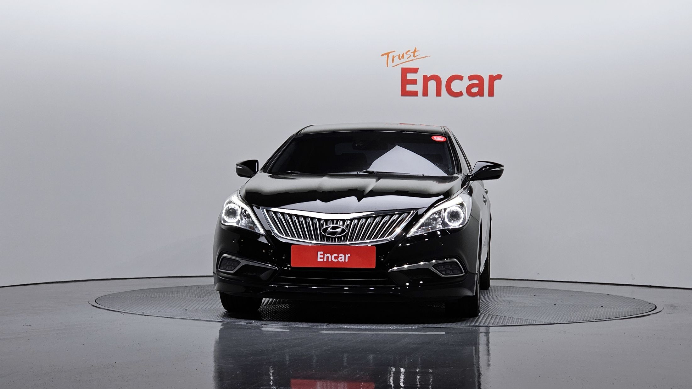 HYUNDAI GRANDEUR HG 2014