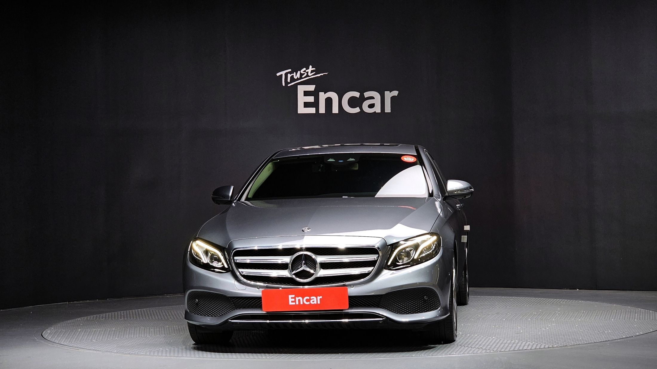 MERCEDES BENZ E-CLASS W213 2018